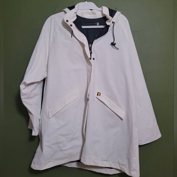 Guy Cotton Other - Guy Cotten White Waterproof Hooded Rain Jacket Size Medium Made in France
